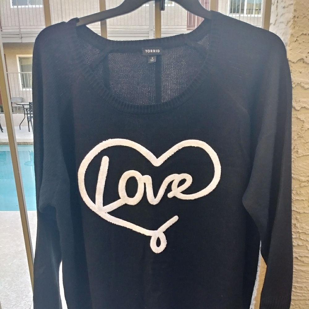 Love sweater - Picture 2 of 3